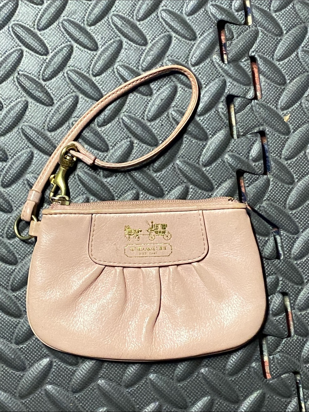 Bundle of two coach wallet - Picture 4 of 8
